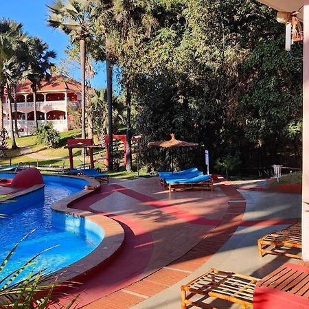 Lemon Creek Hotel Resort Bijilo ภายนอก รูปภาพ