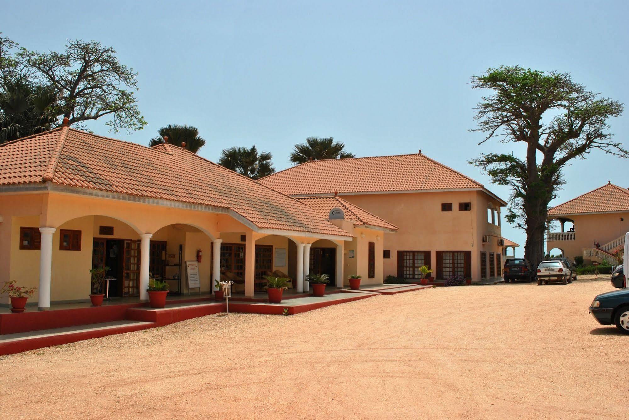 Lemon Creek Hotel Resort Bijilo ภายนอก รูปภาพ