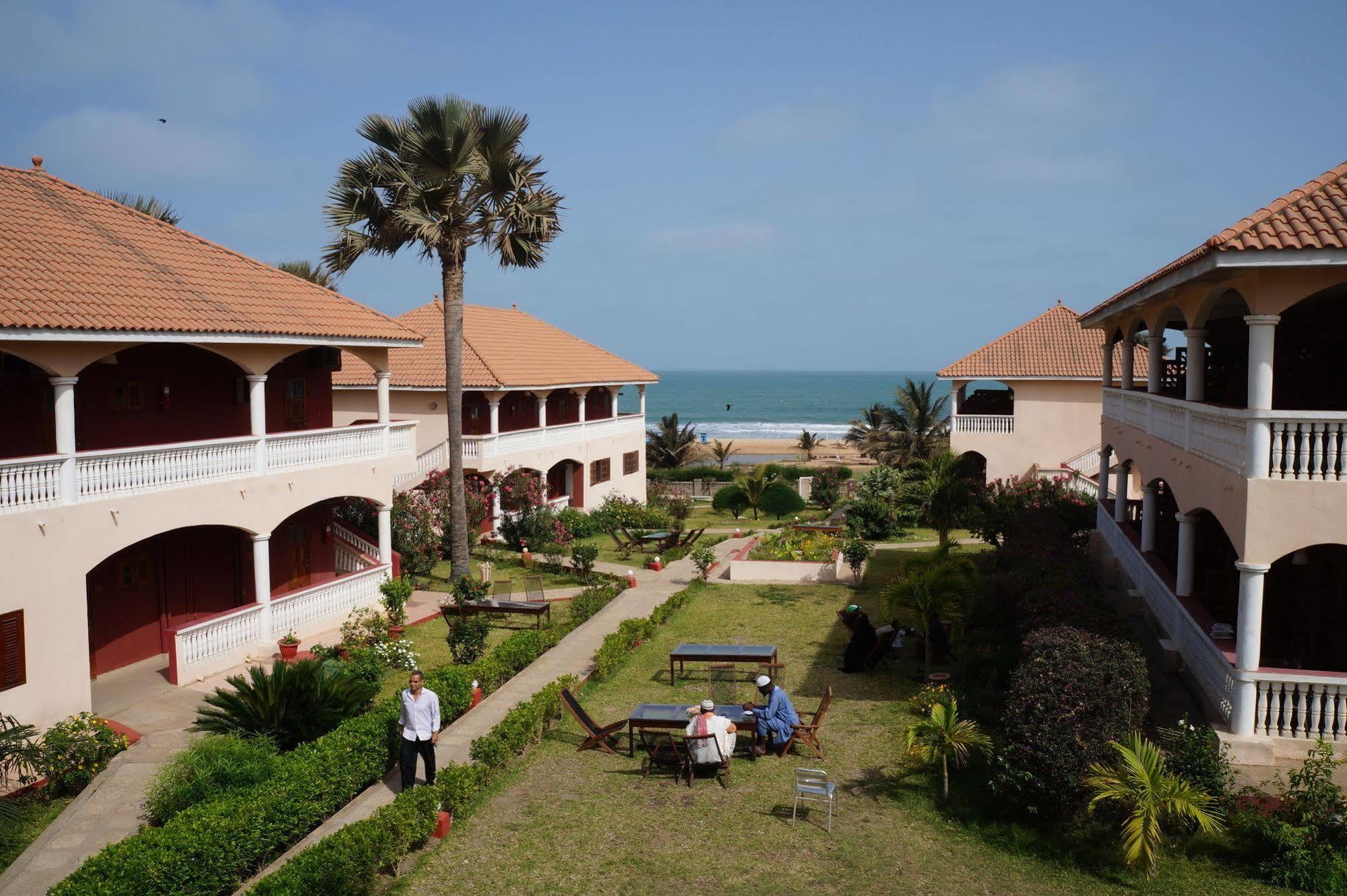 Lemon Creek Hotel Resort Bijilo ภายนอก รูปภาพ